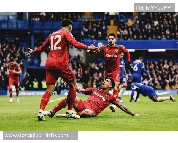 曼联大胜切尔西五球狂潮帽子戏法点燃全场激情赛后点评