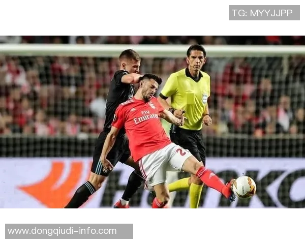 足总杯精彩对决拜仁6-2本菲卡神扑引发争议判罚全场沸腾